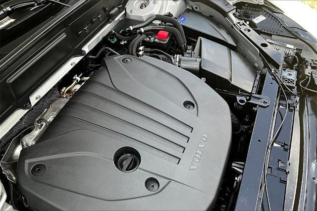 2022 Volvo XC60 Vehicle Photo in Houston, TX 77007