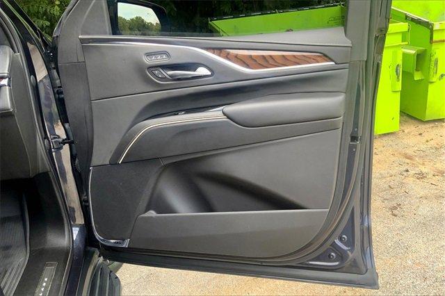 2023 Cadillac Escalade Vehicle Photo in KANSAS CITY, MO 64114-4545
