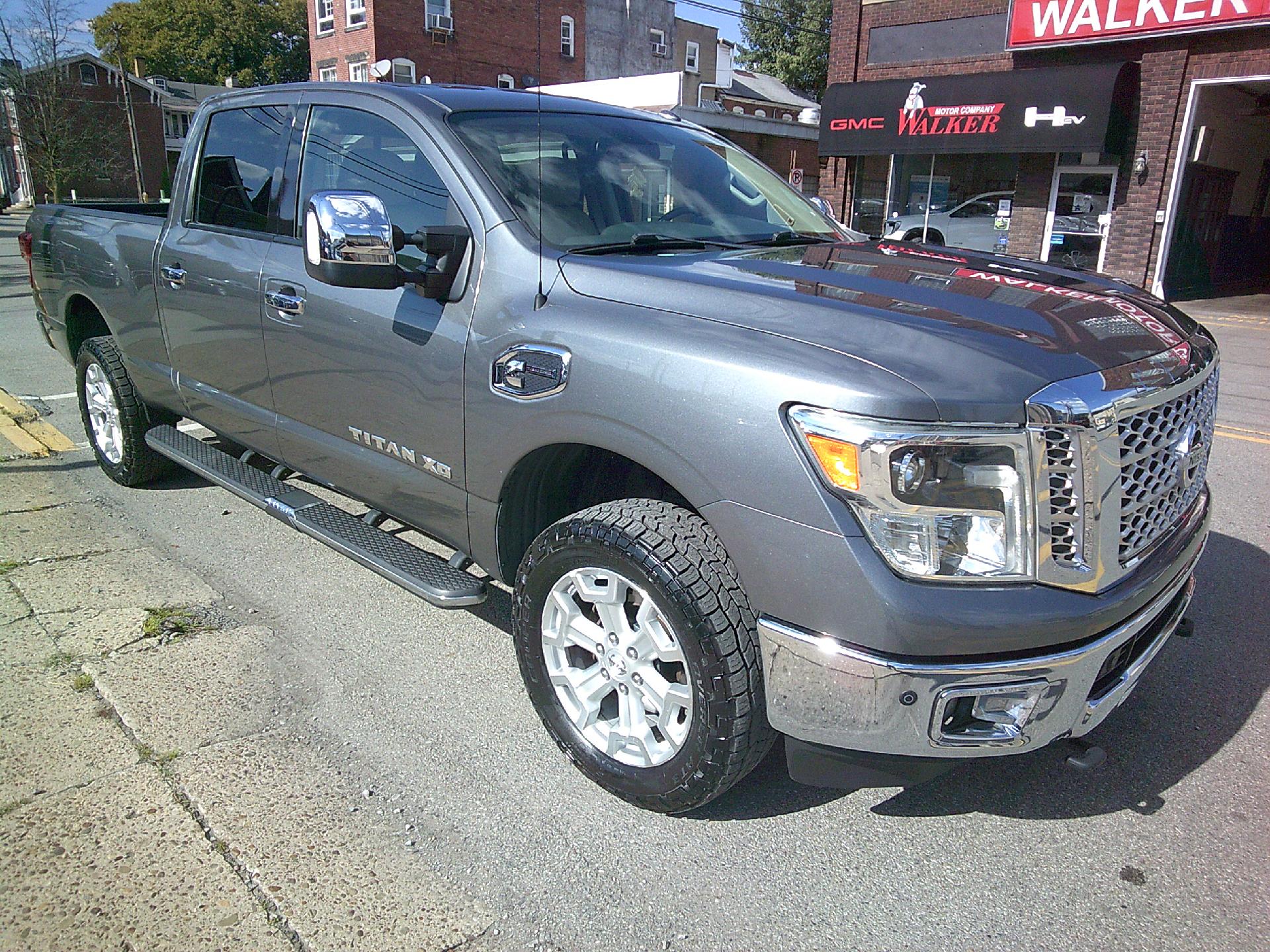 2016 Nissan Titan XD Vehicle Photo in KITTANNING, PA 16201-1536