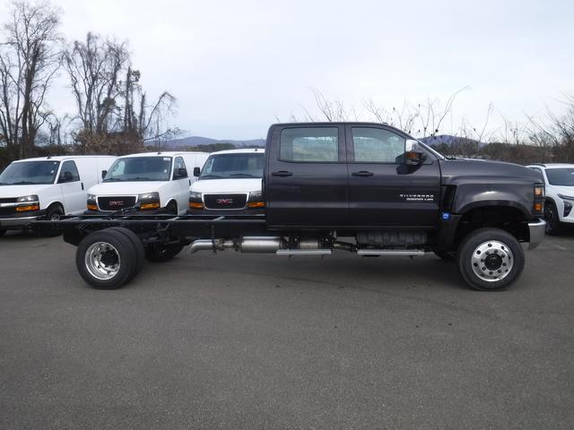2024 Chevrolet Silverado Chassis Cab Vehicle Photo in JASPER, GA 30143-8655