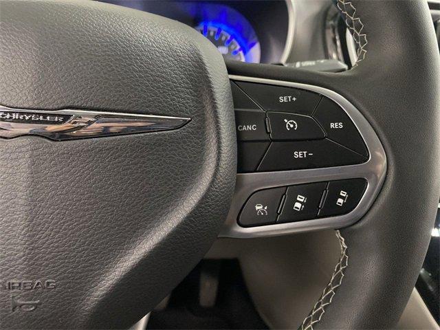 2023 Chrysler Pacifica Vehicle Photo in PORTLAND, OR 97225-3518