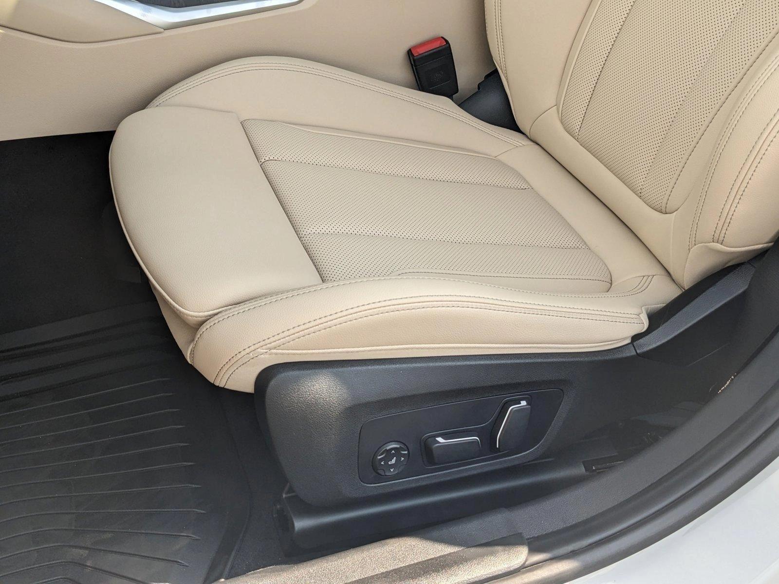 2024 BMW 330i xDrive Vehicle Photo in Towson, MD 21204