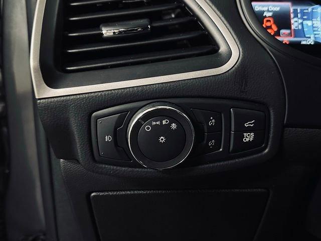 2022 Ford Edge Vehicle Photo in MEDINA, OH 44256-9631