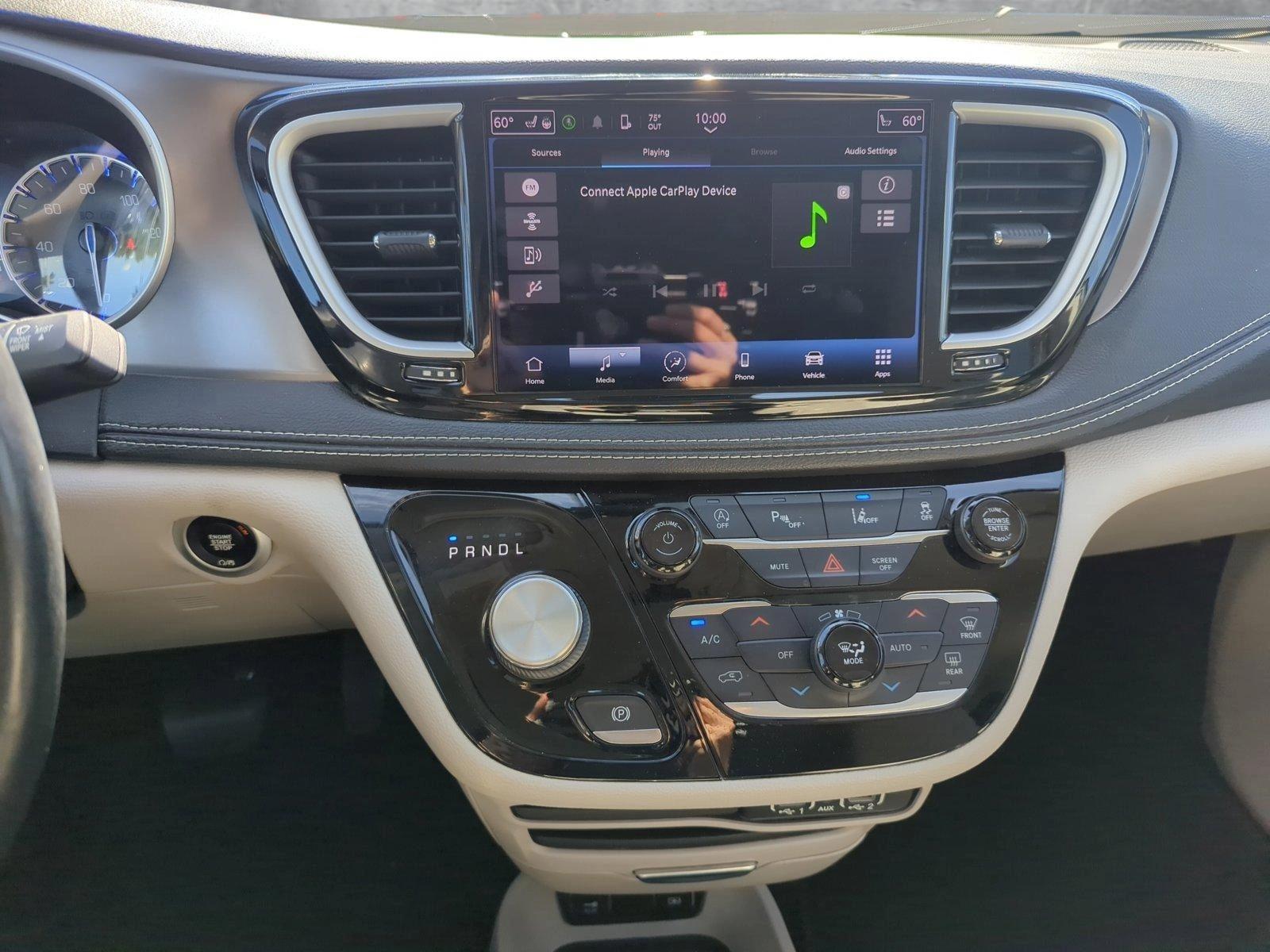 2021 Chrysler Pacifica Vehicle Photo in Pembroke Pines, FL 33027