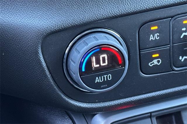 2024 GMC Terrain Vehicle Photo in ELK GROVE, CA 95757-8703