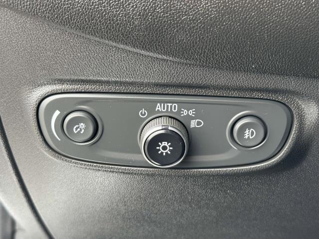 2022 Chevrolet Equinox Vehicle Photo in SAINT JAMES, NY 11780-3219