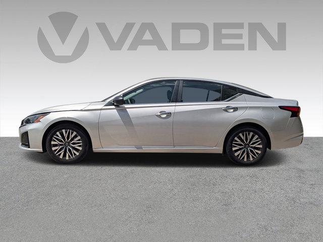 2024 Nissan Altima Vehicle Photo in BRUNSWICK, GA 31525-1881