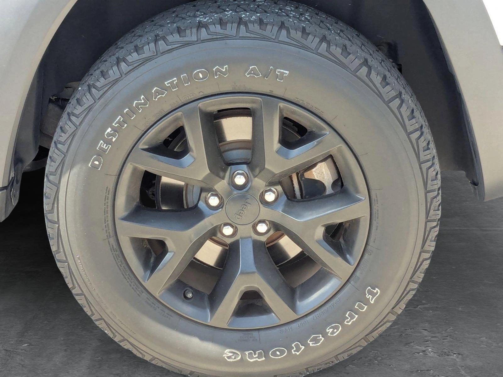2014 Jeep Cherokee Vehicle Photo in Miami, FL 33015