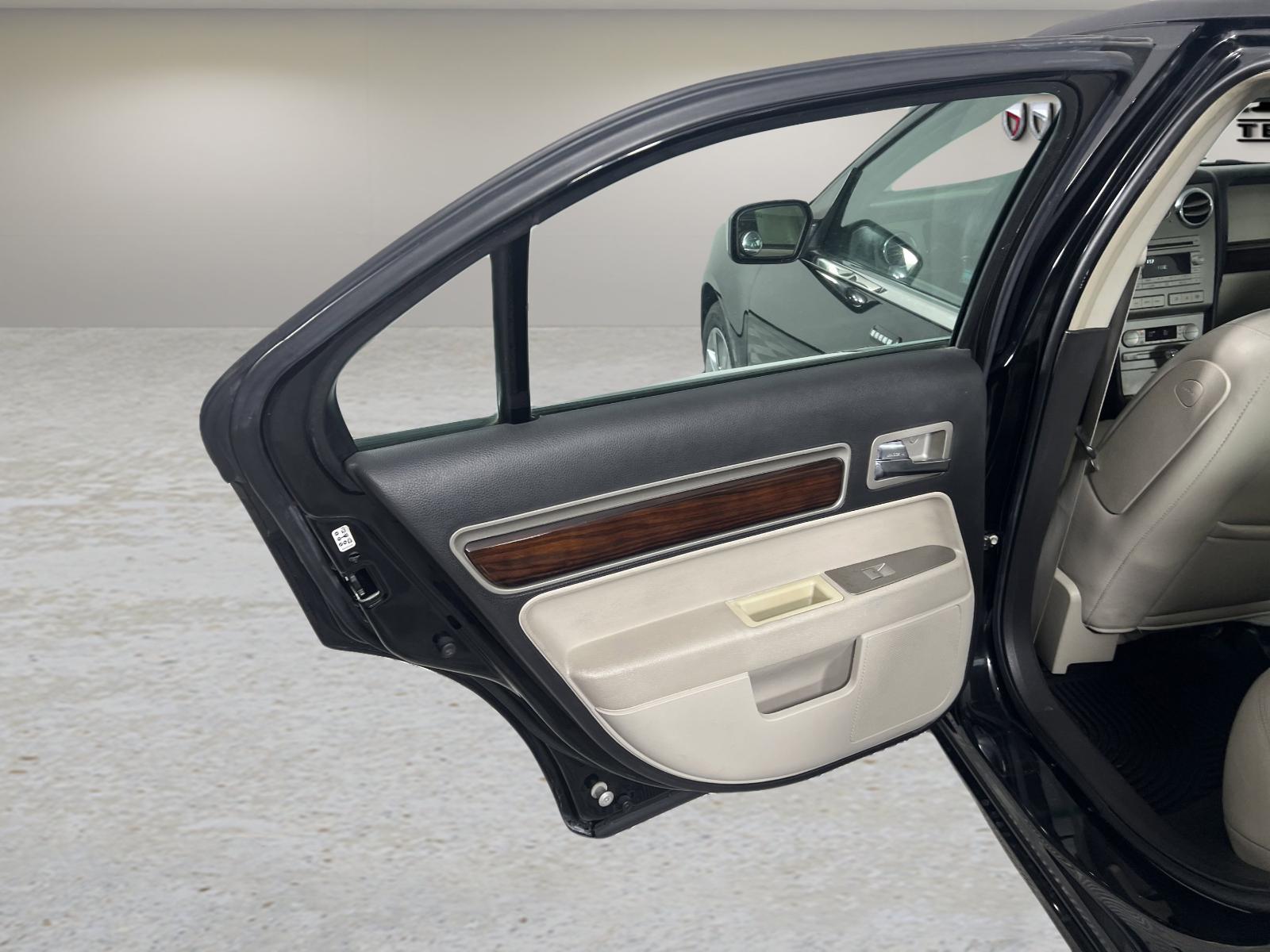 2008 Lincoln MKZ Vehicle Photo in GEORGETOWN, TX 78626-7508