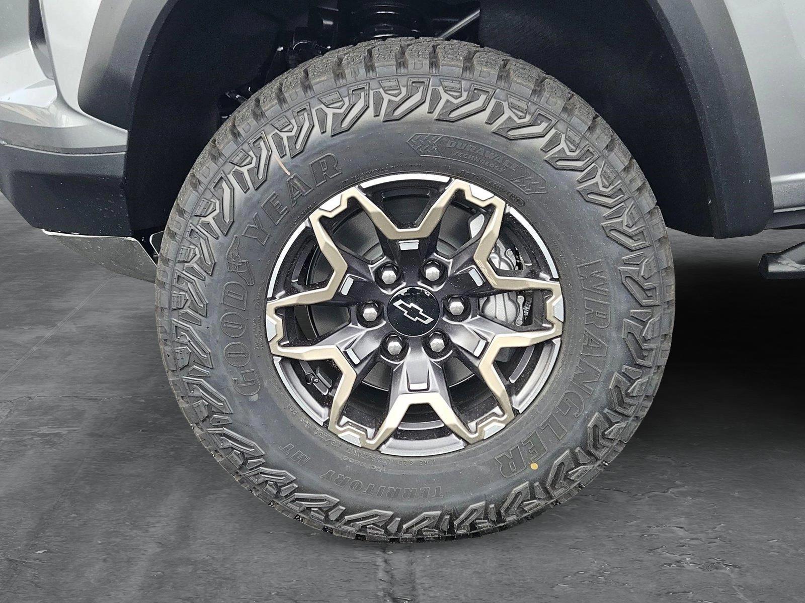 2025 Chevrolet Colorado Vehicle Photo in GILBERT, AZ 85297-0446