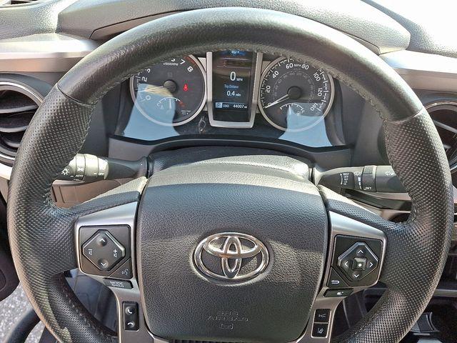 2021 Toyota Tacoma Vehicle Photo in DANBURY, CT 06810-5034