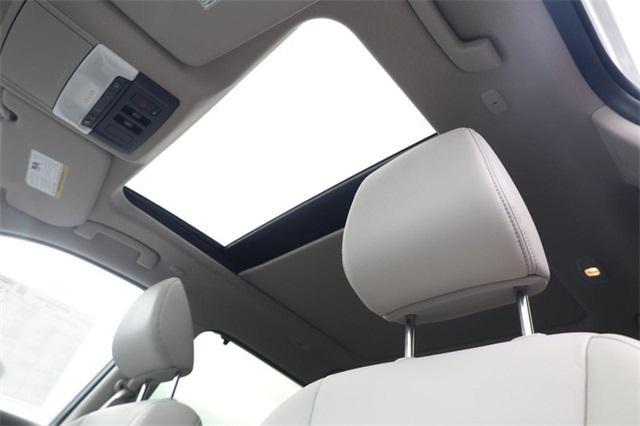 2025 Nissan Rogue Vehicle Photo in Hazelwood, MO 63042