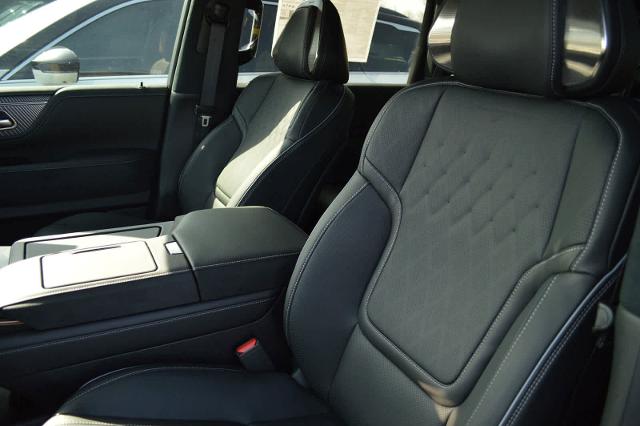 2025 INFINITI QX80 Vehicle Photo in Houston, TX 77090