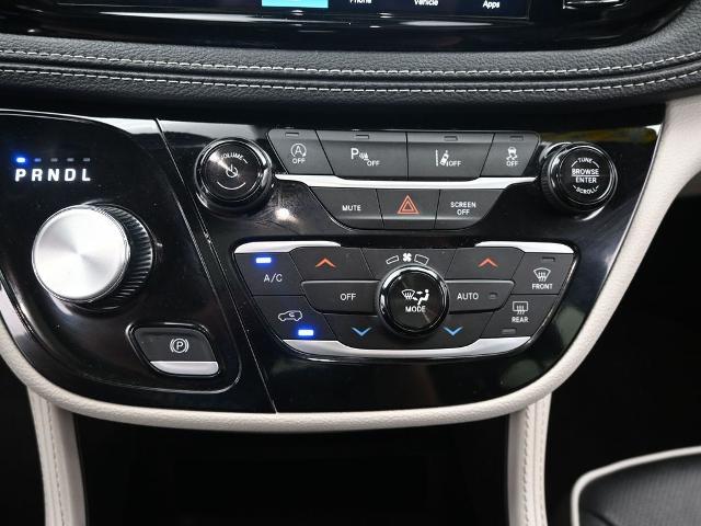 2023 Chrysler Pacifica Vehicle Photo in Cedar Rapids, IA 52402
