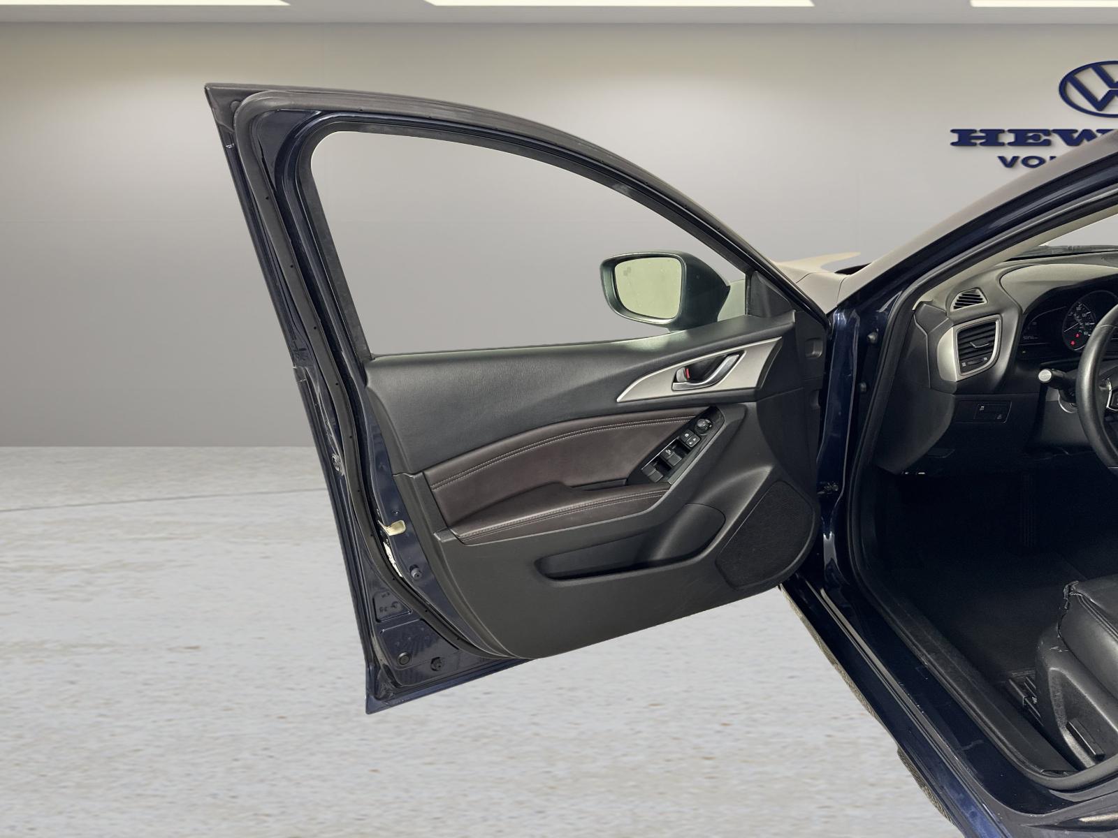 2018 Mazda Mazda3 5-Door Vehicle Photo in Georgetown, TX 78626