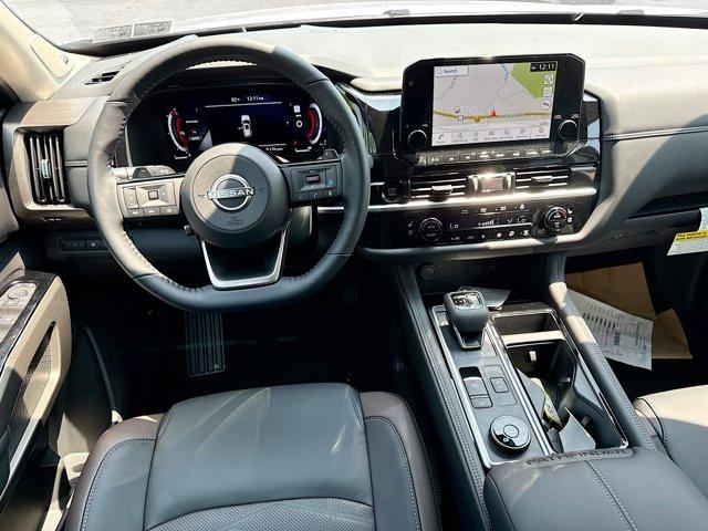 2025 Nissan Pathfinder Vehicle Photo in Flemington, NJ 08822