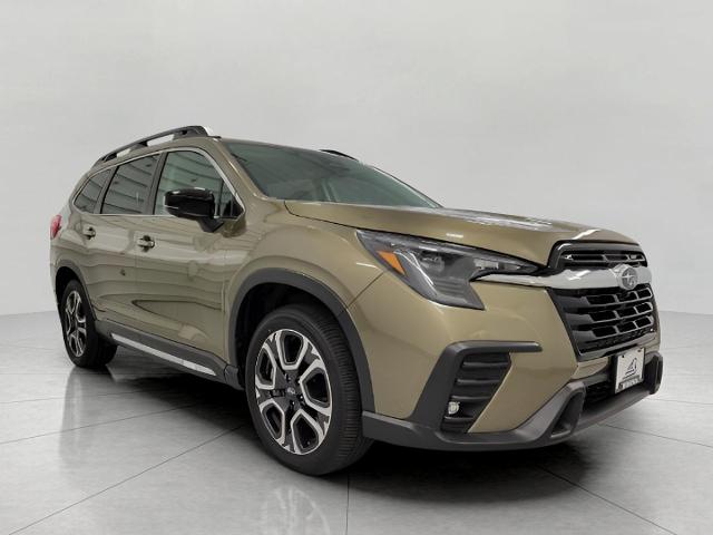 2024 Subaru Ascent Vehicle Photo in Green Bay, WI 54304