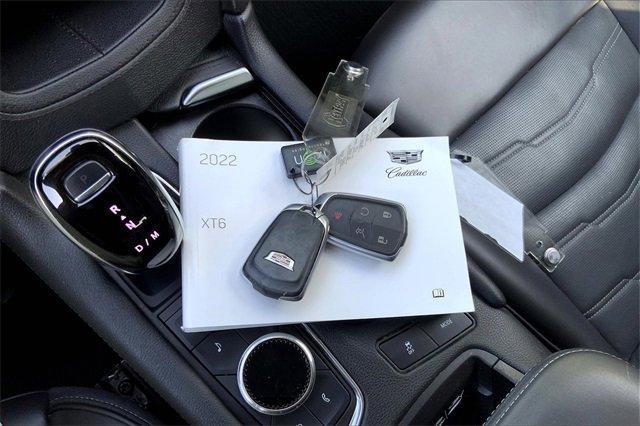 2022 Cadillac XT6 Vehicle Photo in KANSAS CITY, MO 64114-4545