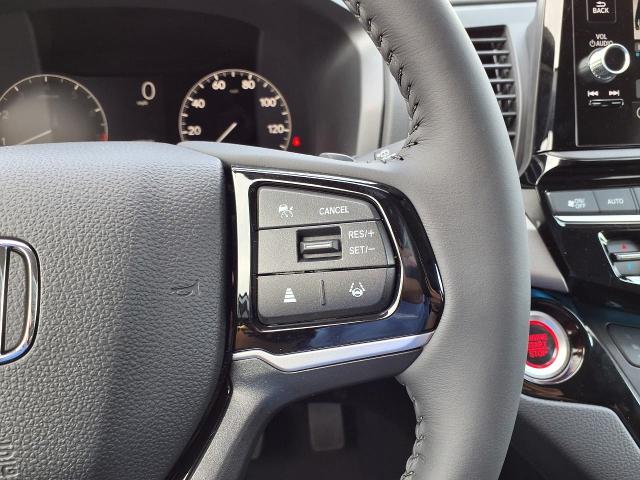 2025 Honda Odyssey Vehicle Photo in Oshkosh, WI 54904