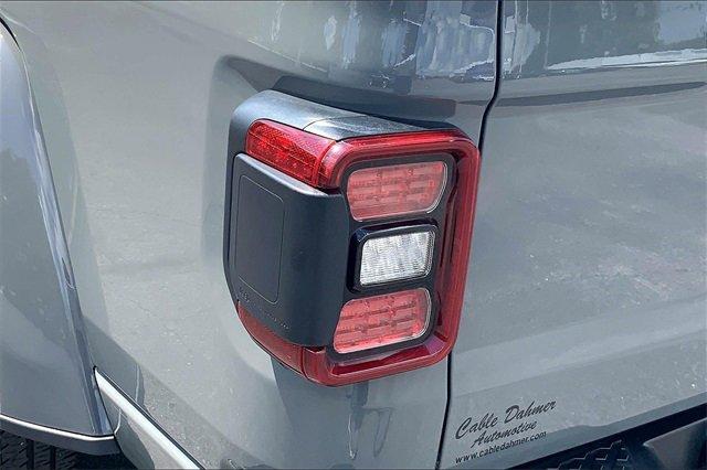 2022 Jeep Gladiator Vehicle Photo in INDEPENDENCE, MO 64055-1377