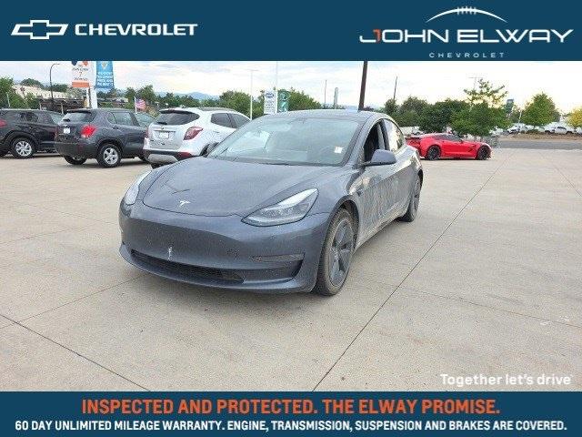 2022 Tesla Model 3 Vehicle Photo in ENGLEWOOD, CO 80113-6708