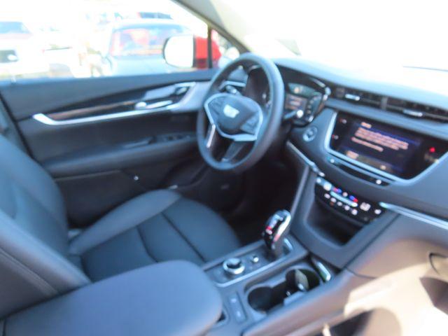 2025 Cadillac XT5 Vehicle Photo in DELRAY BEACH, FL 33483-3294