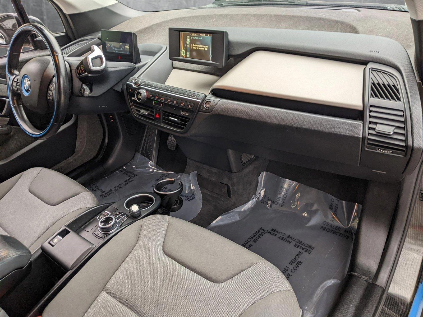2017 BMW i3 Vehicle Photo in PEMBROKE PINES, FL 33024-6534