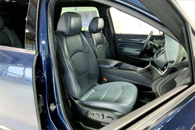 2022 Buick Enclave Vehicle Photo in TOPEKA, KS 66609-0000