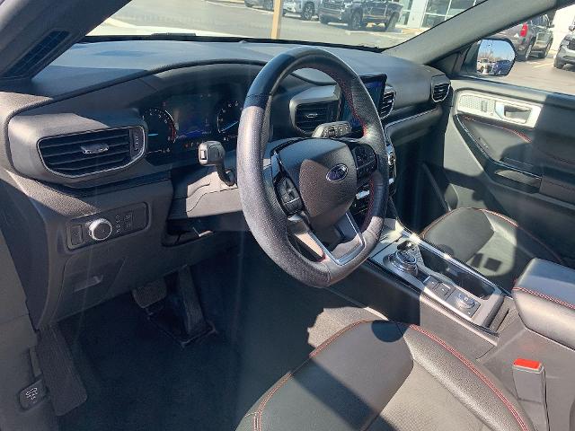 2022 Ford Explorer Vehicle Photo in MOON TOWNSHIP, PA 15108-2571