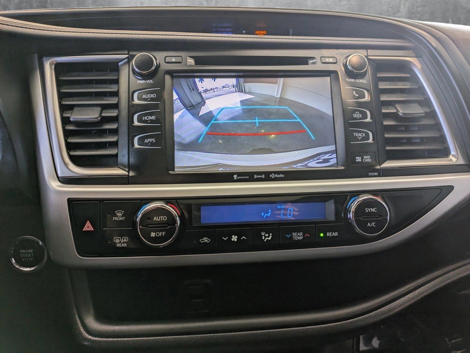 2019 Toyota Highlander Vehicle Photo in Las Vegas, NV 89149