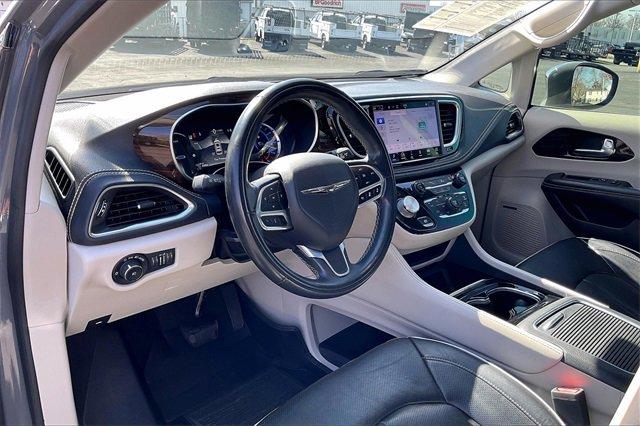 2022 Chrysler Pacifica Vehicle Photo in INDEPENDENCE, MO 64055-1314
