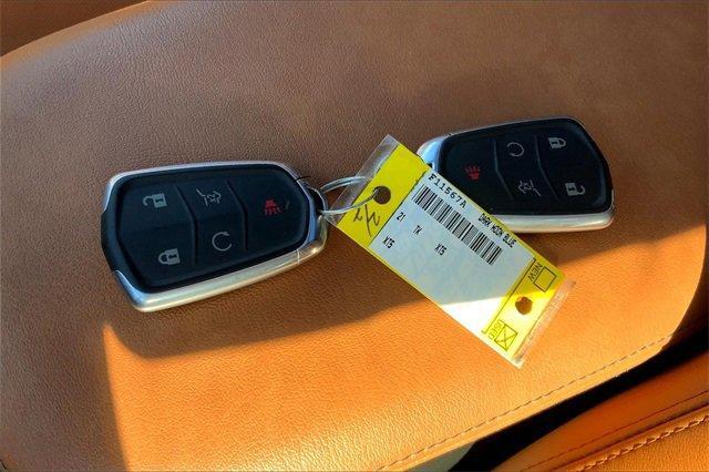 2021 Cadillac XT5 Vehicle Photo in TOPEKA, KS 66609-0000