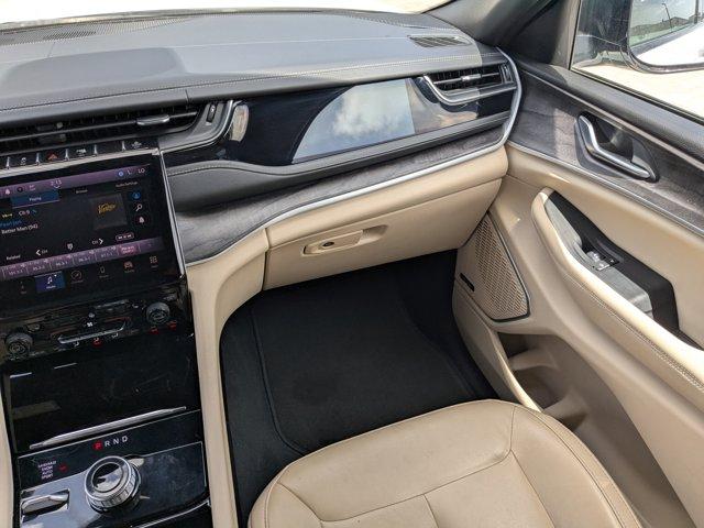 2023 Jeep Grand Cherokee Vehicle Photo in BRUNSWICK, GA 31525-1881