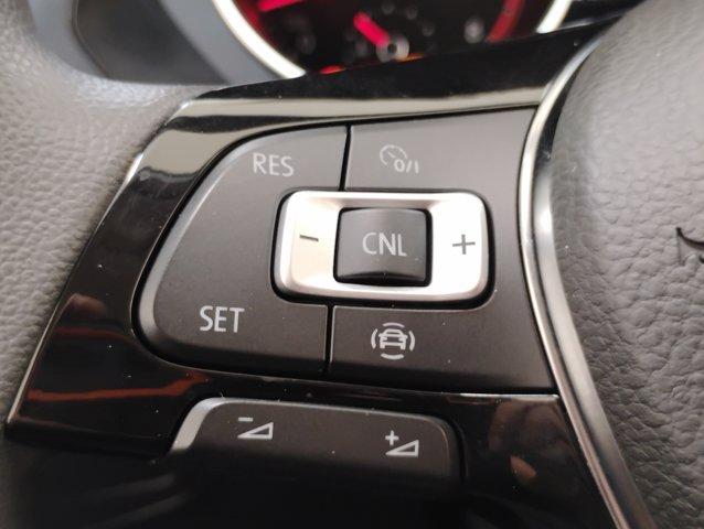 2020 Volkswagen Tiguan Vehicle Photo in PINEVILLE, NC 28134-8495