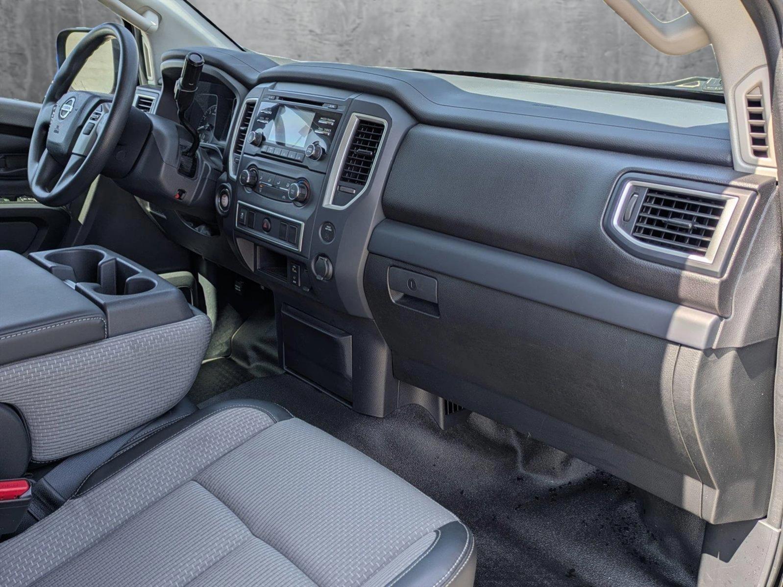 2017 Nissan Titan Vehicle Photo in Tustin, CA 92782