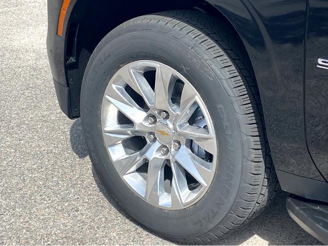 2025 Chevrolet Suburban Vehicle Photo in BEAUFORT, SC 29906-4218