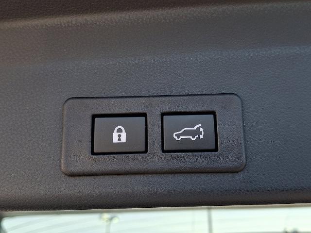 2021 Subaru Ascent Vehicle Photo in HARRISBURG, PA 17111-1033