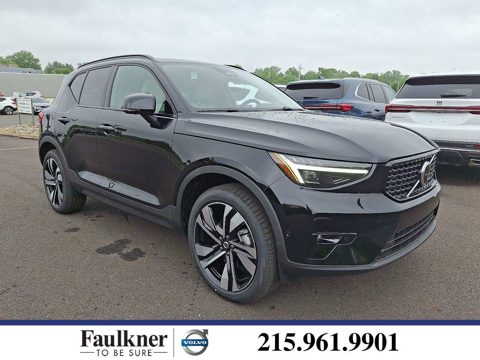 2025 Volvo XC40 Vehicle Photo in Trevose, PA 19053
