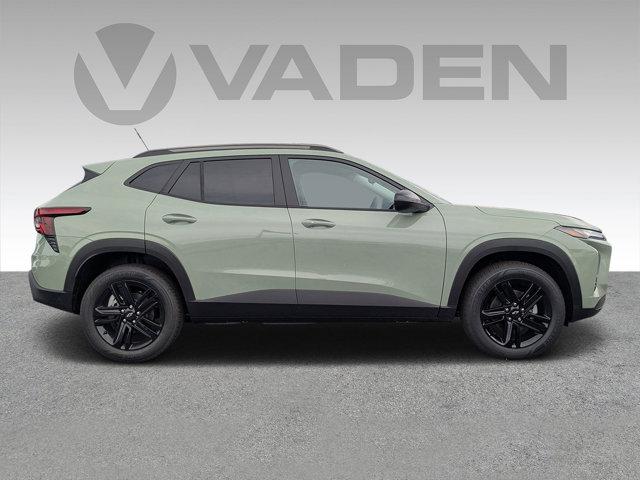 2025 Chevrolet Trax Vehicle Photo in BRUNSWICK, GA 31525-1881