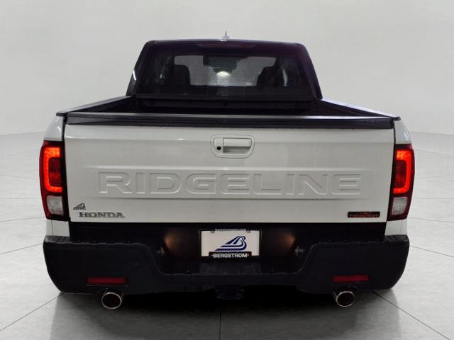 2025 Honda Ridgeline Vehicle Photo in Oshkosh, WI 54904