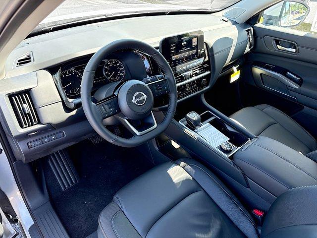 2025 Nissan Pathfinder Vehicle Photo in Flemington, NJ 08822