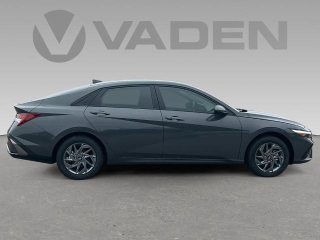 2024 Hyundai ELANTRA Hybrid Vehicle Photo in Brunswick, GA 31525