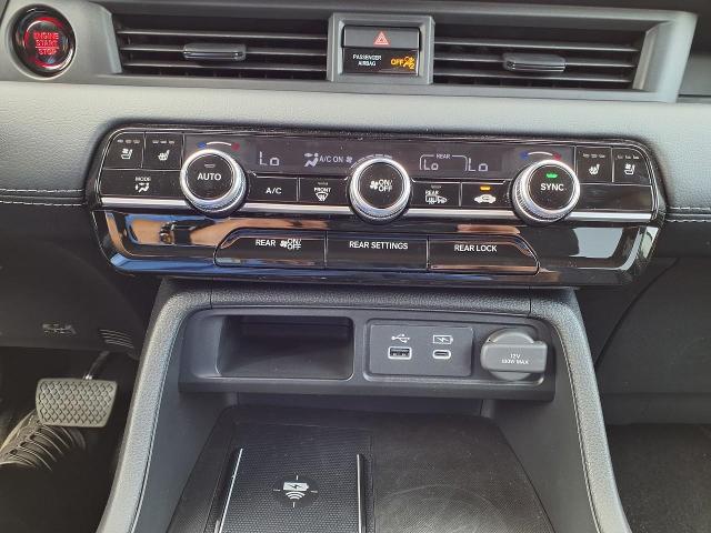 2025 Honda Pilot Vehicle Photo in Oshkosh, WI 54904