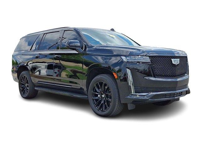 2024 Cadillac Escalade ESV Vehicle Photo in ALLENTOWN, PA 18103-7399