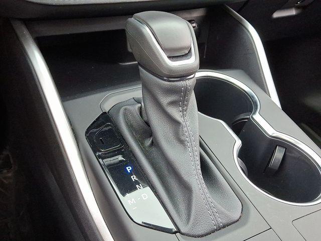 2024 Toyota Highlander Vehicle Photo in DANBURY, CT 06810-5034