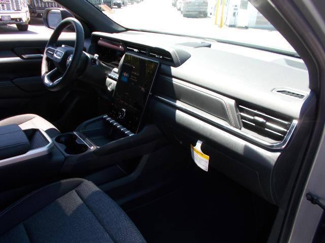 2026 GMC Terrain Vehicle Photo in LOWELL, MA 01852-4336