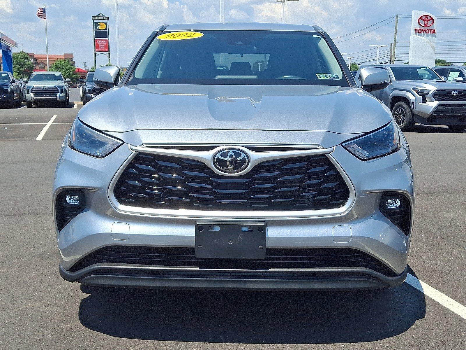 2022 Toyota Highlander Vehicle Photo in Harrisburg, PA 17111