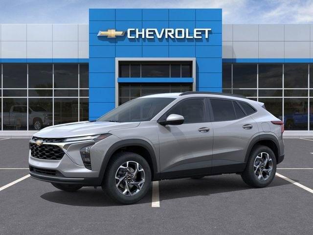 2025 Chevrolet Trax Vehicle Photo in BROCKTON, MA 02301-7113