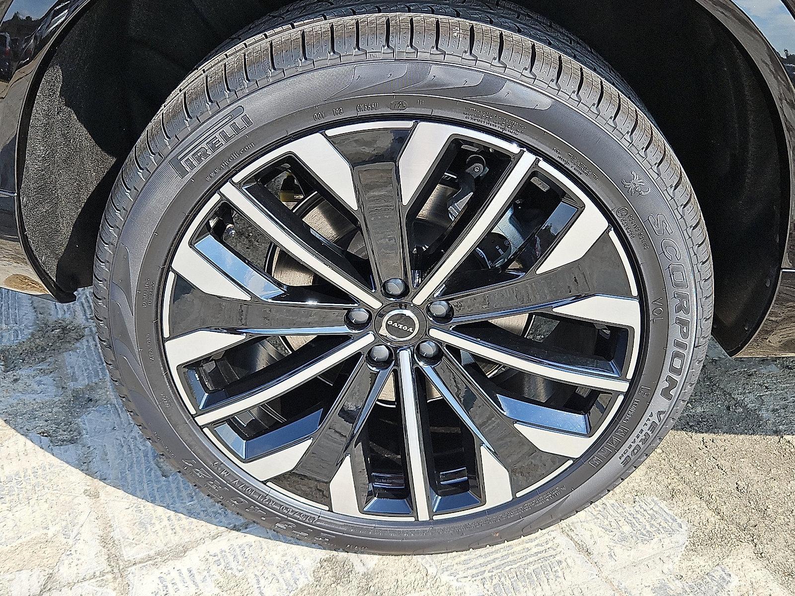 2026 Volvo XC90 Vehicle Photo in Trevose, PA 19053