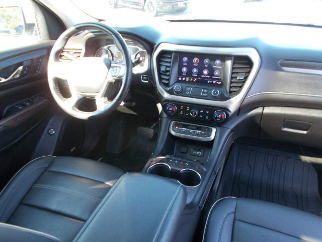 2023 GMC Acadia Vehicle Photo in LOWELL, MA 01852-4336